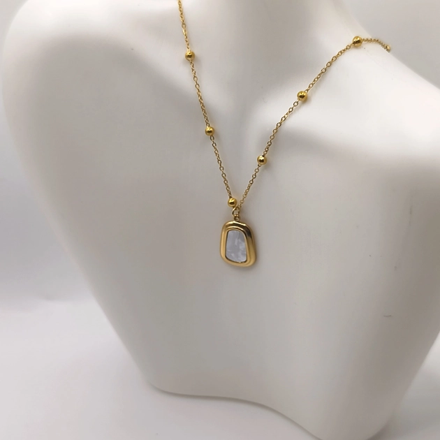 Lustre  Necklace