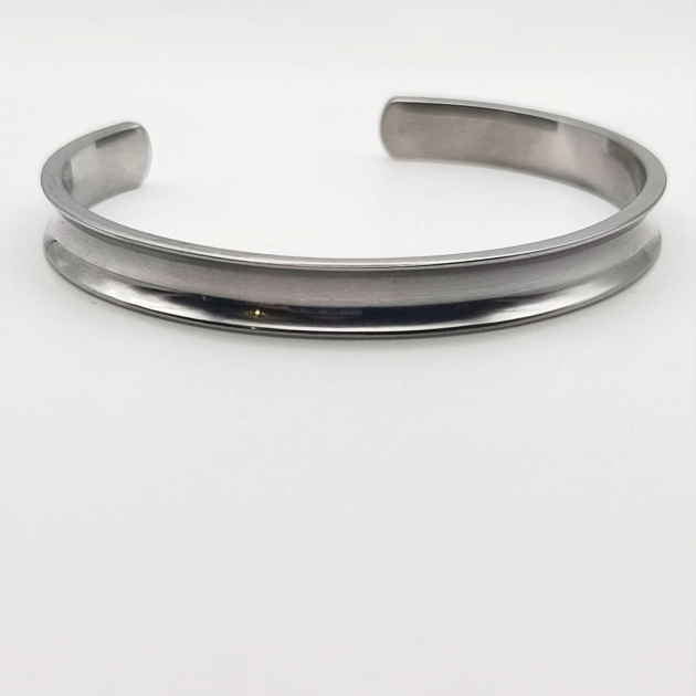 Eclipse bracelet
